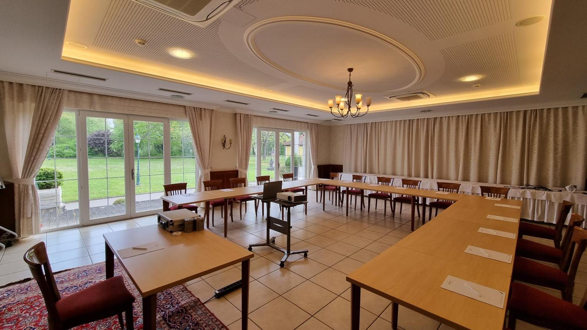 Birkenhof Gols - B & B - Wohlfuehl Hotel Mit Wochenend-Restaurant Luaran gambar