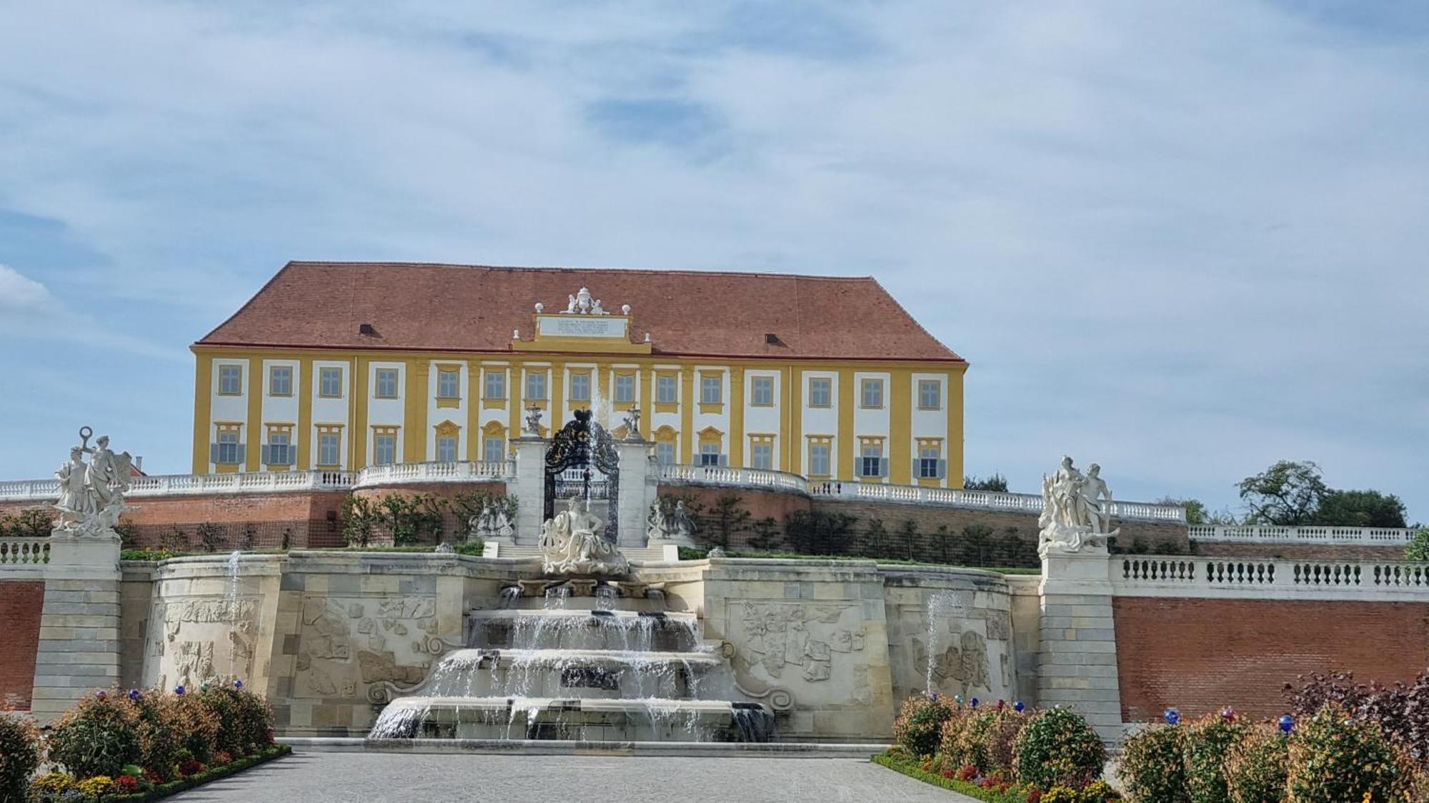 Birkenhof Gols - B & B - Wohlfuehl Hotel Mit Wochenend-Restaurant Luaran gambar