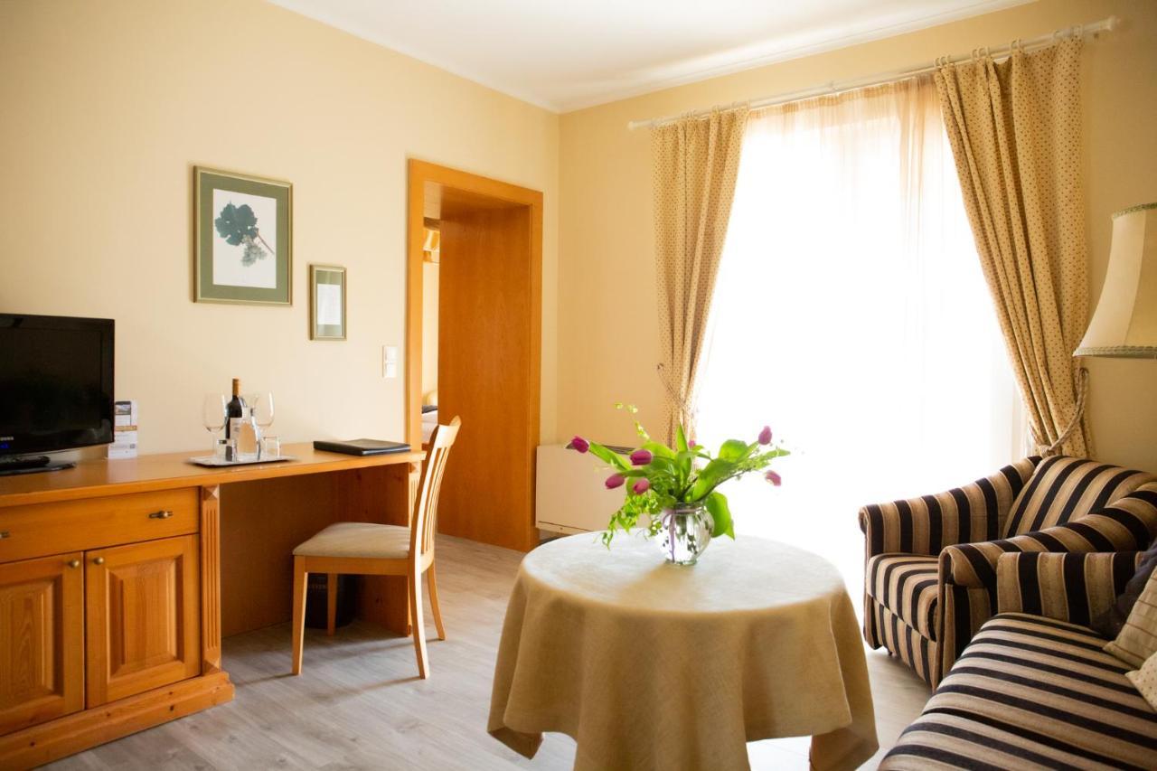Birkenhof Gols - B & B - Wohlfuehl Hotel Mit Wochenend-Restaurant Luaran gambar